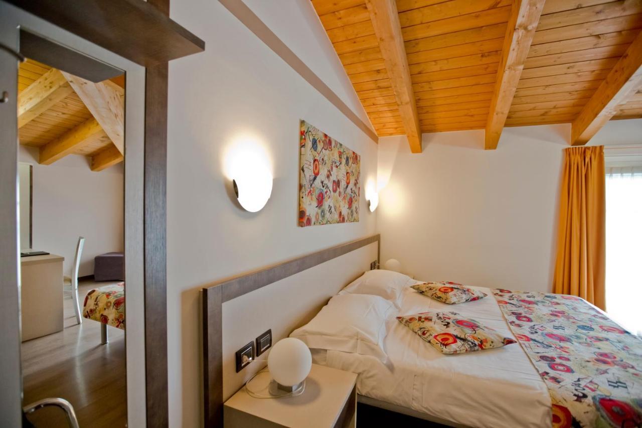 Hotel Lago Di Como Коліко Екстер'єр фото