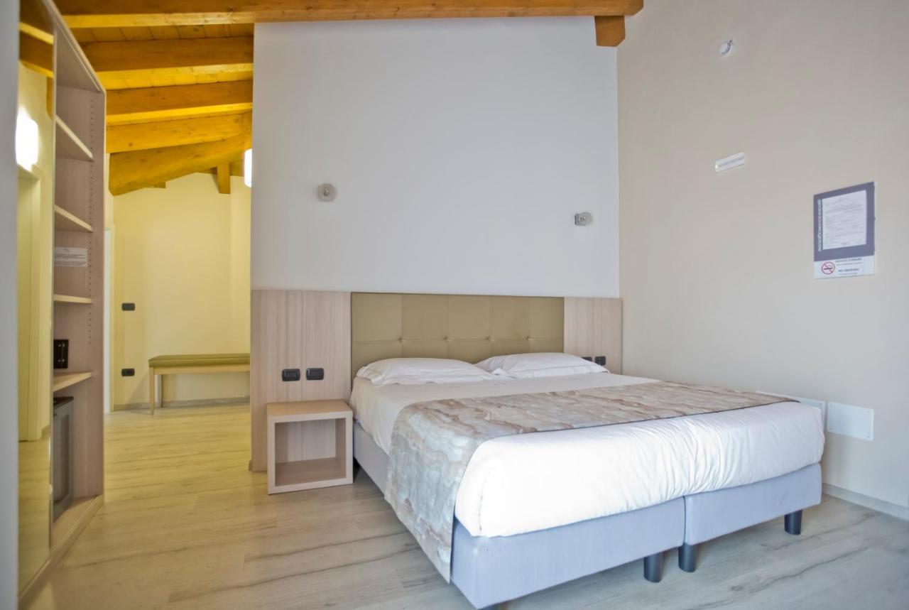 Hotel Lago Di Como Коліко Екстер'єр фото